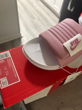 Nike Quilted Pink and White Women’s Slide